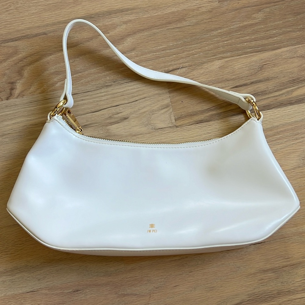 JW PEI Bag
